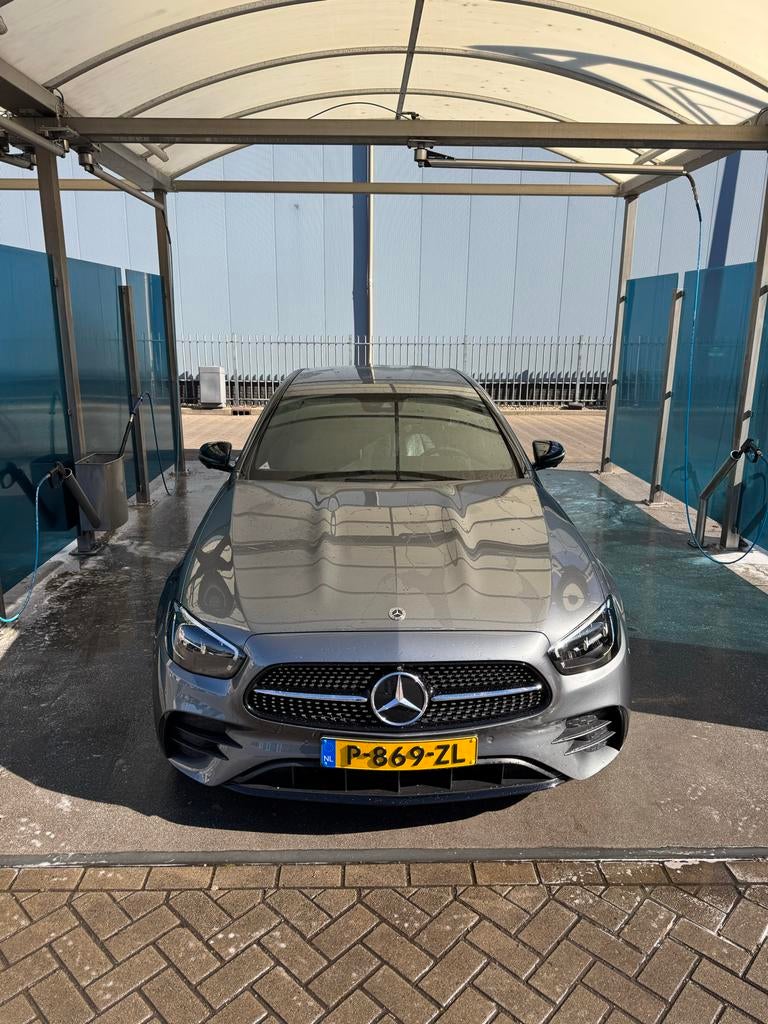 Mercedes E-klasse Sedan 200 AMG Line, Auto's, Automaat, Achterwielaandrijving, Zwart, 4 cilinders