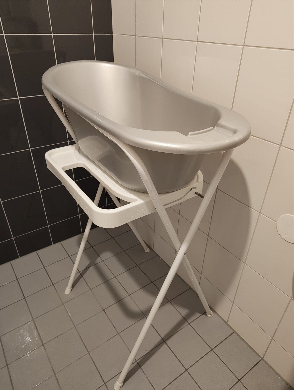 Babybad met standaard, Ophalen, Badje, Standaard