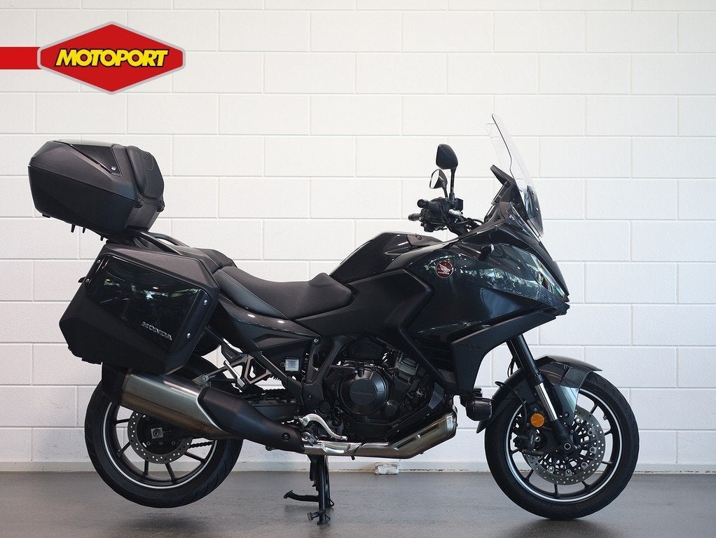 Honda NT 1100 (bj 2024), Bedrijf, Mc.benelux@honda-eu.com, Toermotor, Honda Motor Europe Ltd Netherlands branc