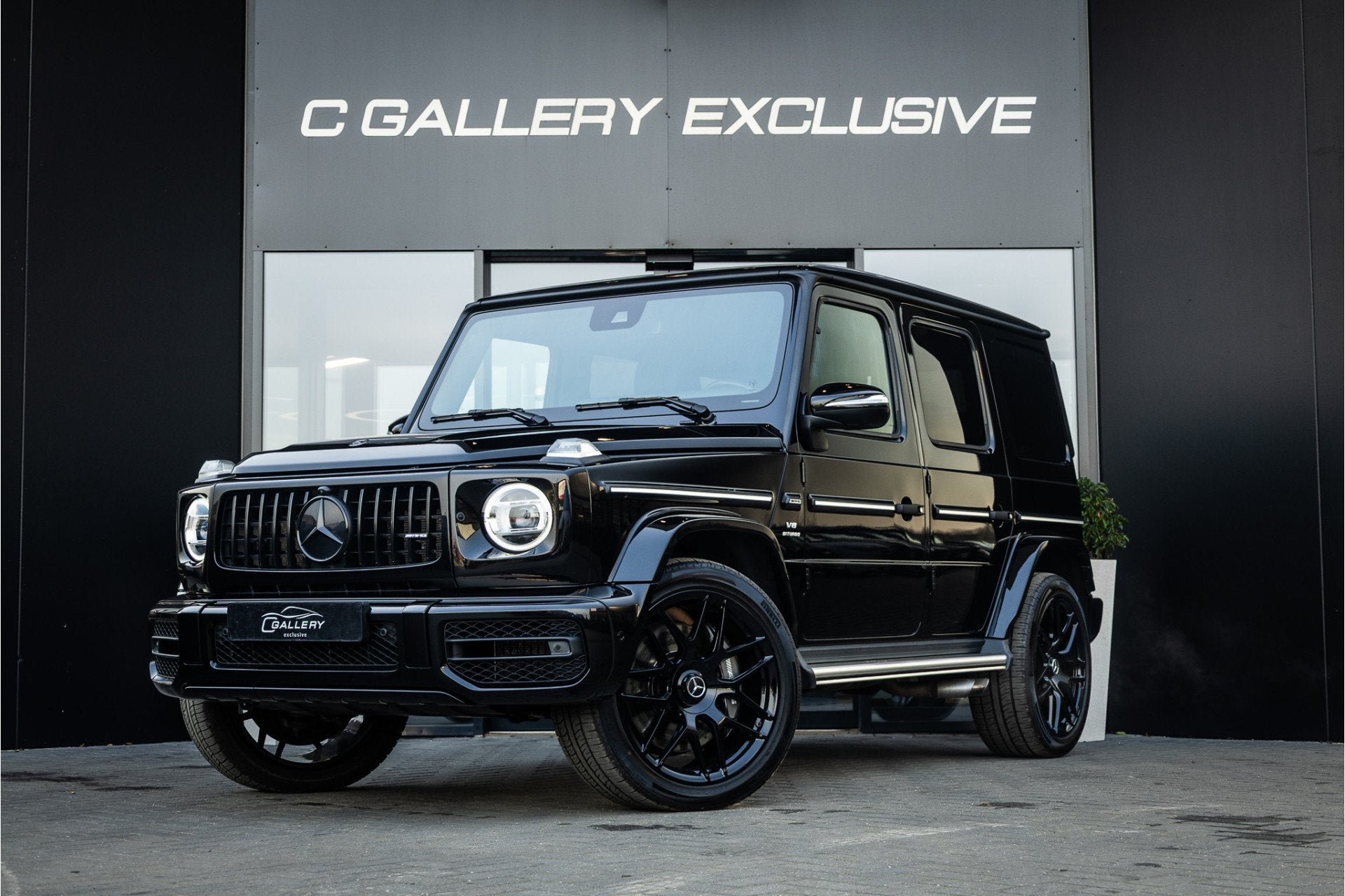 Mercedes-Benz G-Klasse G63 - Manufaktur | Panorama | Burmest, Automaat, Dealer onderhouden, G-Klasse, Zwart