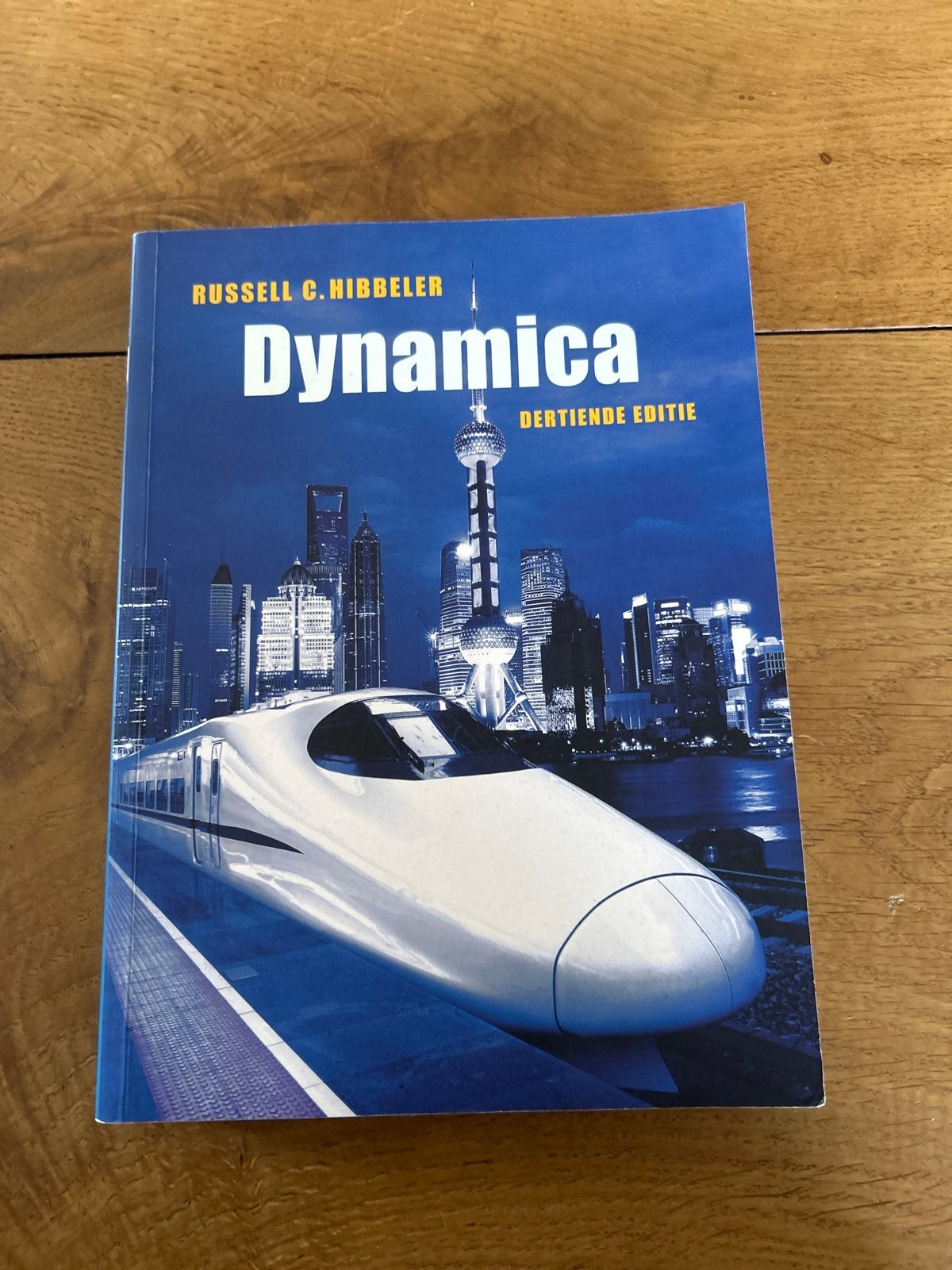 Dynamica - Russell C. Hibbeler (Dertiende Editie), Boeken, Ophalen of Verzenden, Beta, Zo goed als nieuw, HBO