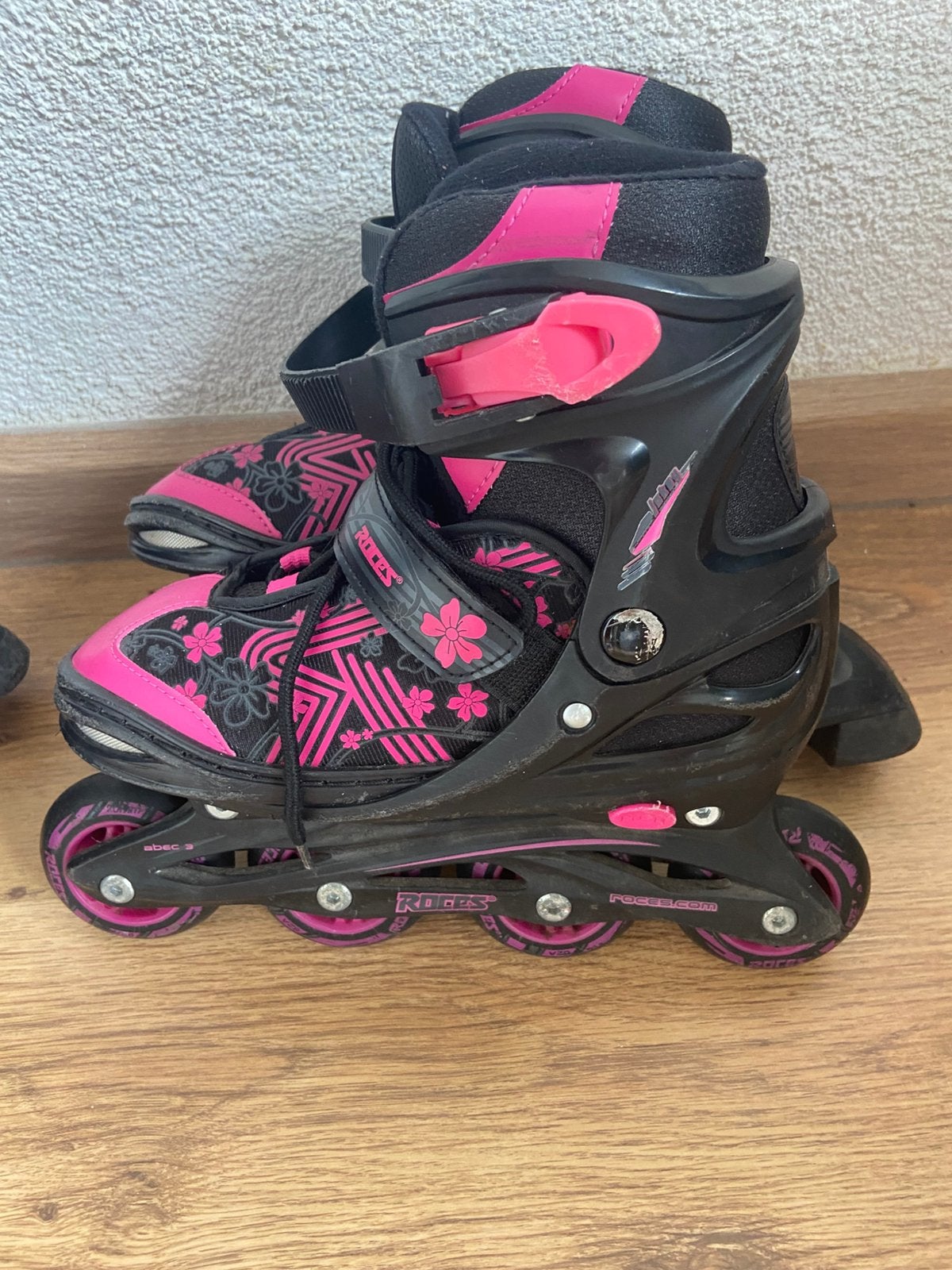 Skates 34-37, Kinderen, Roces, Ophalen of Verzenden, Inline skates 4 wielen