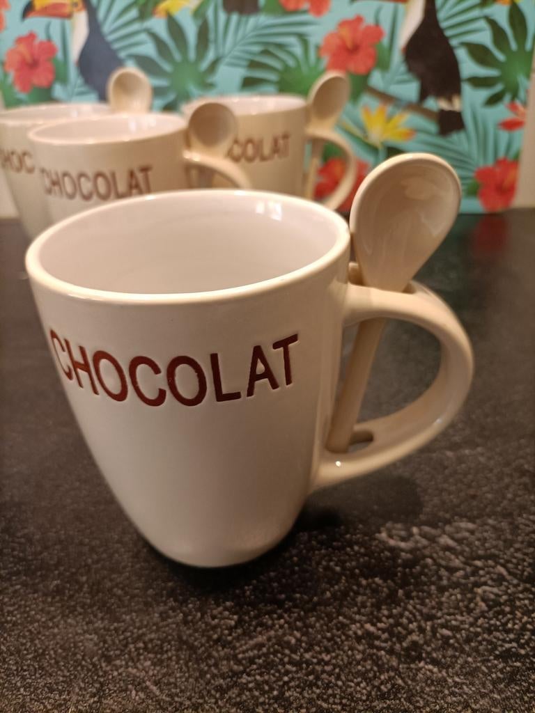 Set van 4 aardewerken bekers "chocolat" met lepel, Ophalen of Verzenden