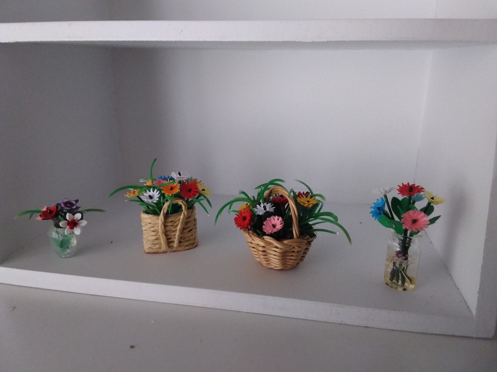 Poppenhuis bloemen, Ophalen of Verzenden, Poppenhuis