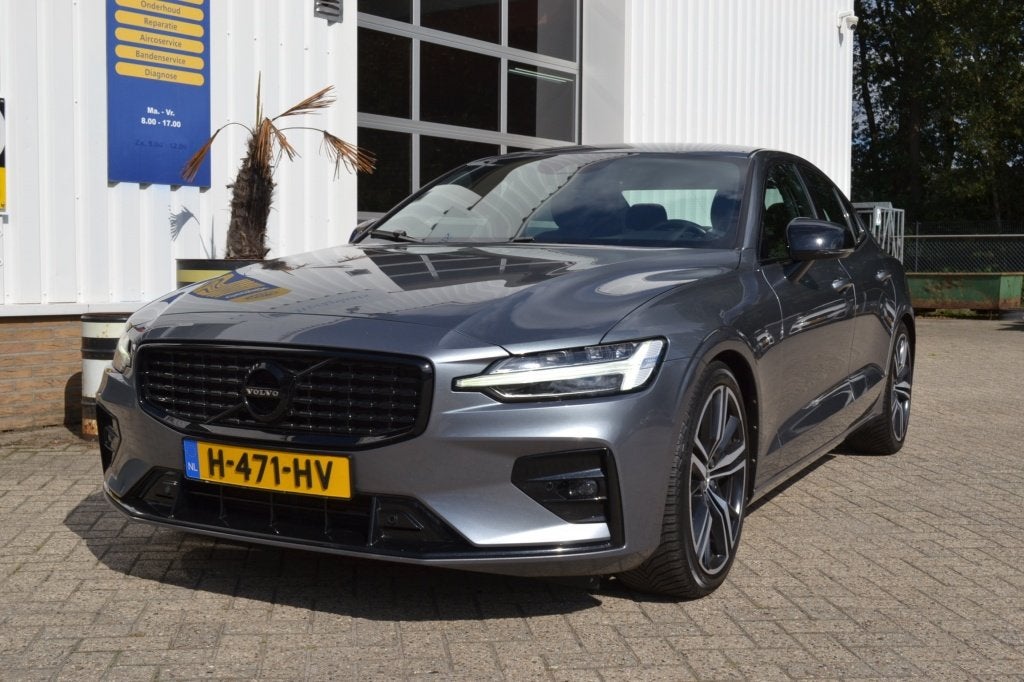 Volvo S60 2.0 T4 R-Design BTW Auto (bj 2020, automaat), Auto's, Automaat, 12 maanden, 15 km/l, 4 cilinders