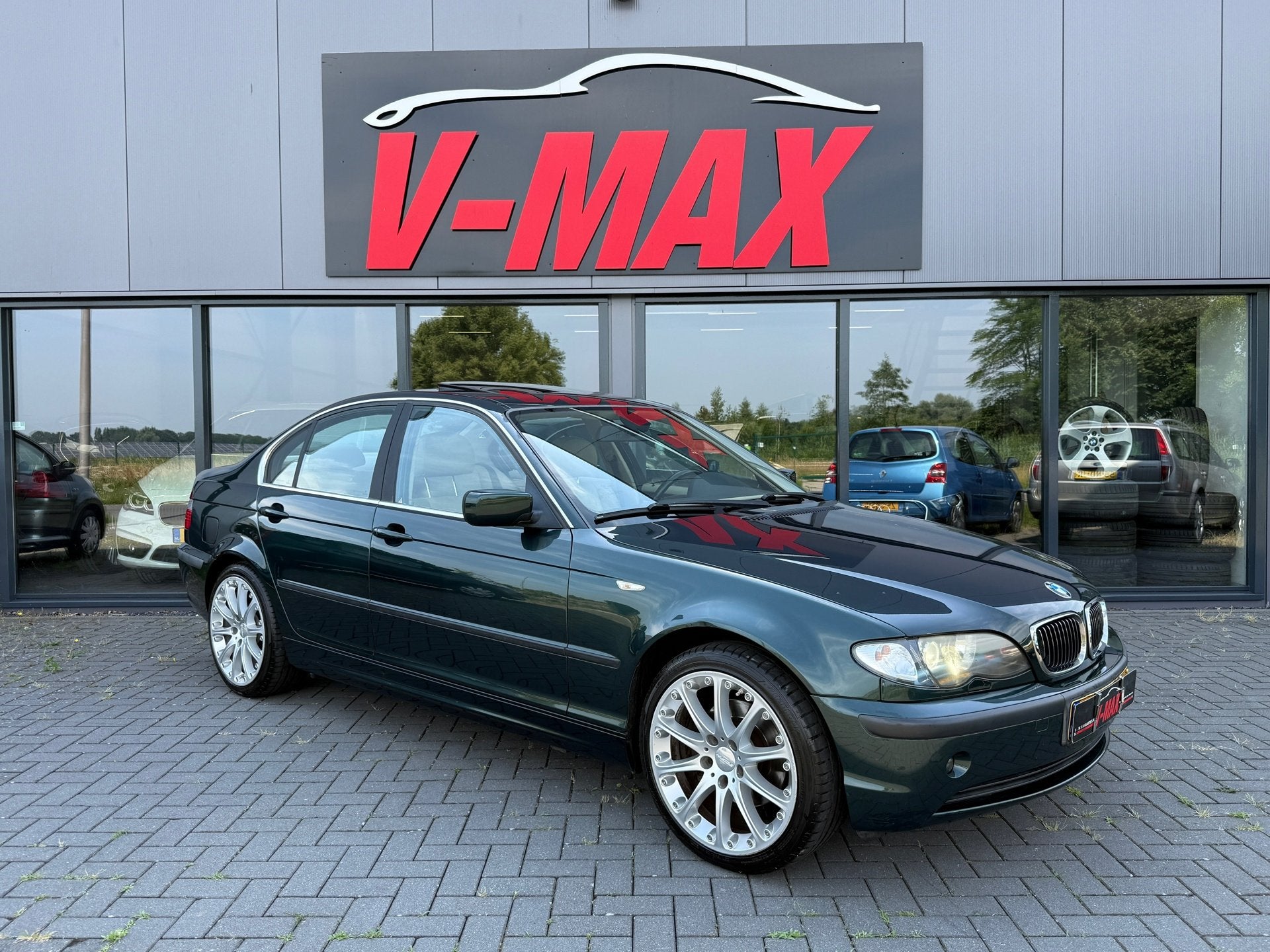 BMW 325i Executive AUT. Dak Xenon Leder Stoelvw Clima Cruise, Auto's, Automaat, Traction-control, Achterwielaandrijving, Gebruikt
