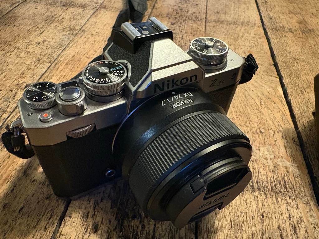 Nikon Z fc systeemcamera, Ophalen of Verzenden, Zo goed als nieuw