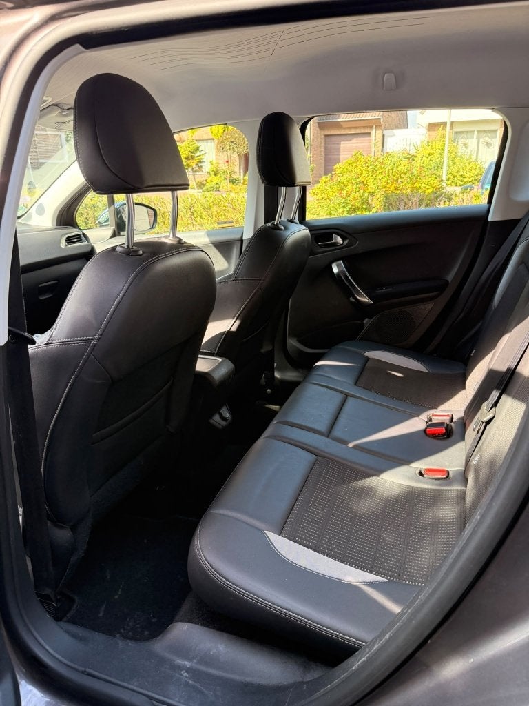 Foto 15 van Peugeot 2008 1.2 VTI 60KW/82PK 2014 Grijs