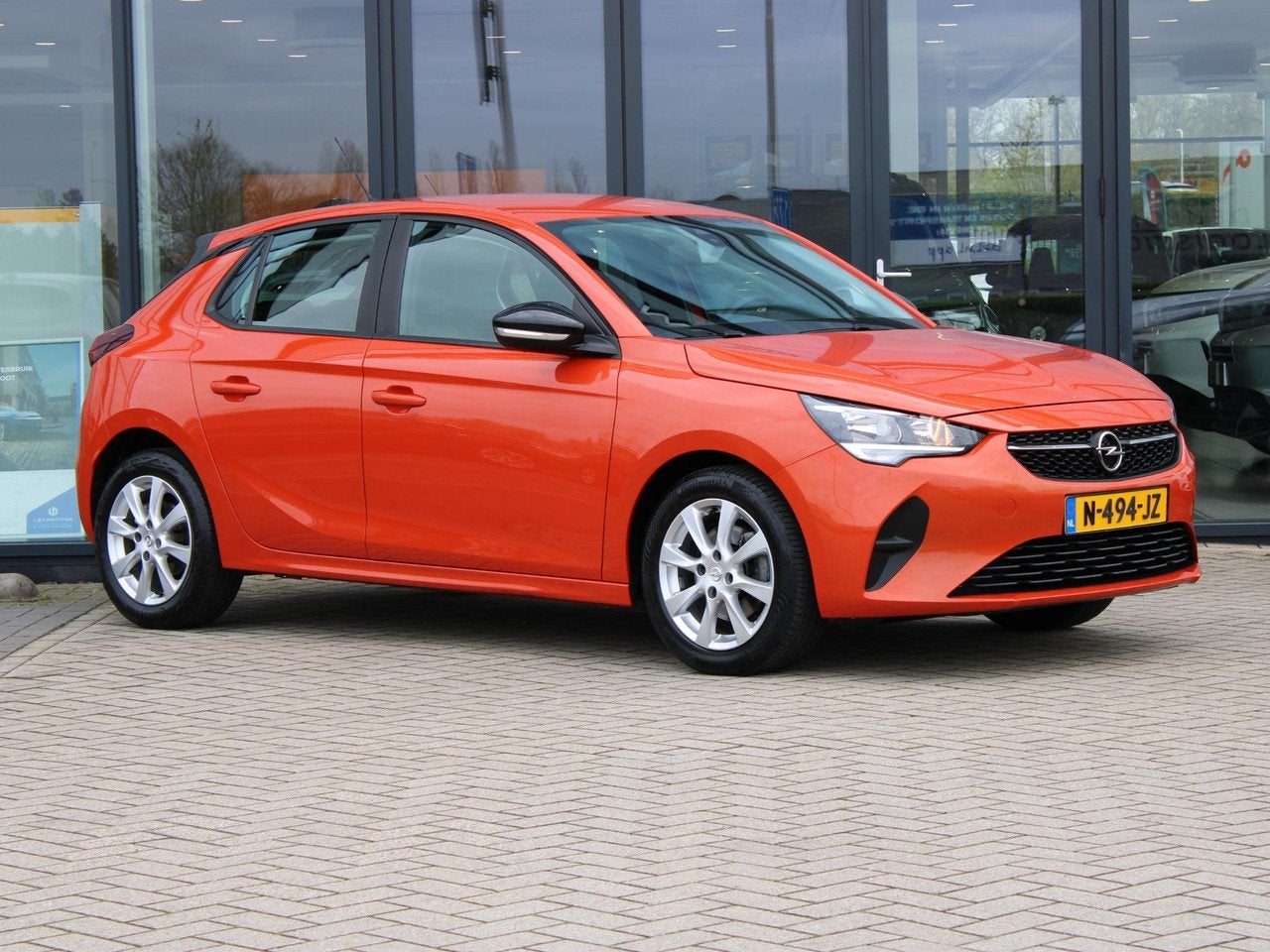 Opel Corsa 1.2 Edition NAVI / PDC / CDV (bj 2021), Voorwielaandrijving, Handgeschakeld, 3 cilinders, Hatchback