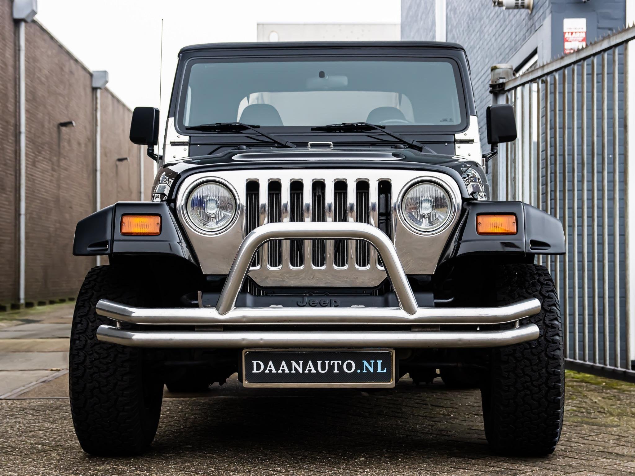 Jeep Wrangler 2.5i, Auto's, 118 pk, 4 cilinders, Zwart, Origineel Nederlands