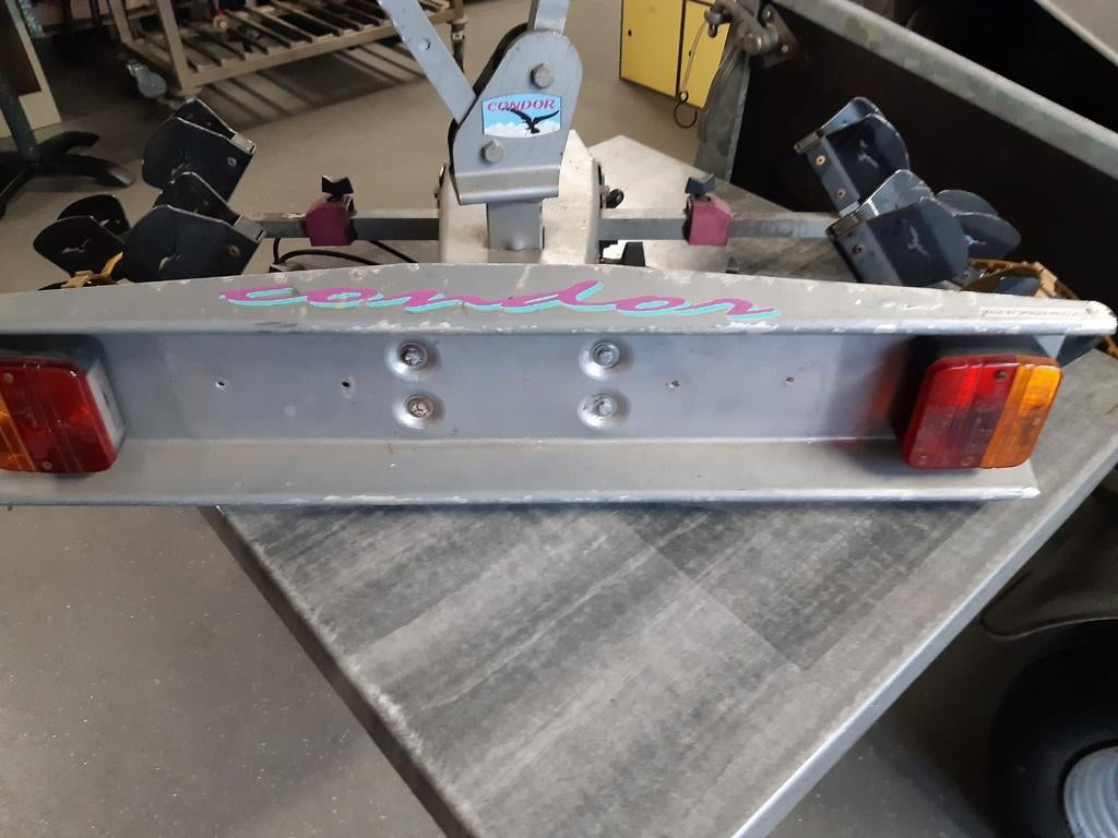 Fietsendrager Spinder, Ophalen, Info@tommysmit.nl, Gebruikt, 7008AR