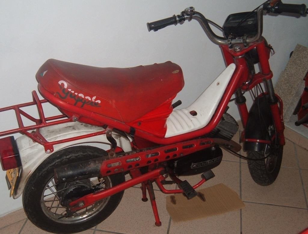 Famel Yuppie gevraagd/gezocht, Fietsen en Brommers, Brommers | Oldtimers, Ophalen, Overige merken