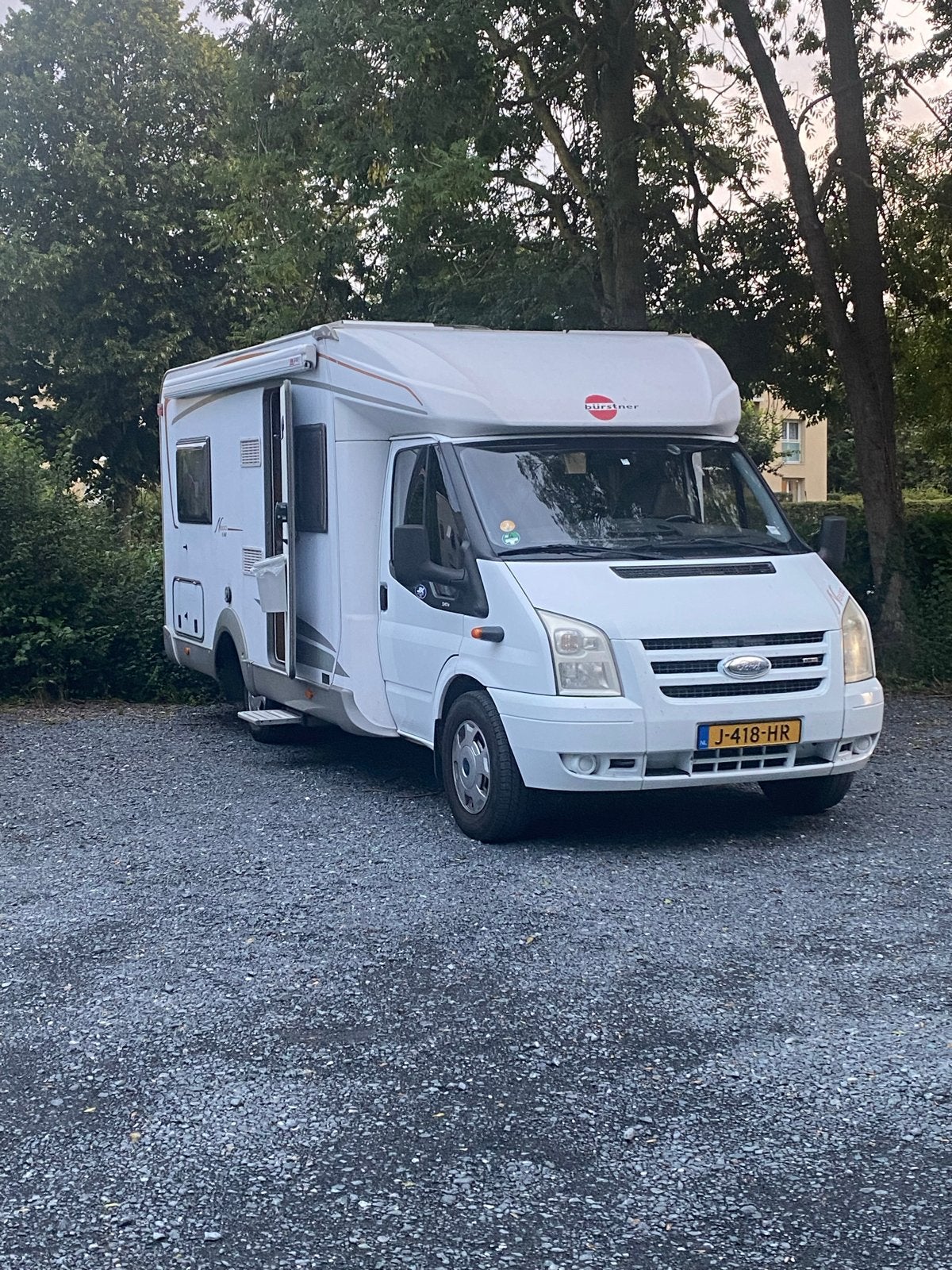 Burstner Nexxo T 660 G Half-integraal Camper, Caravans en Kamperen, Campers, Standaard zit, Ringverwarming, Ford, 6 tot 7 meter