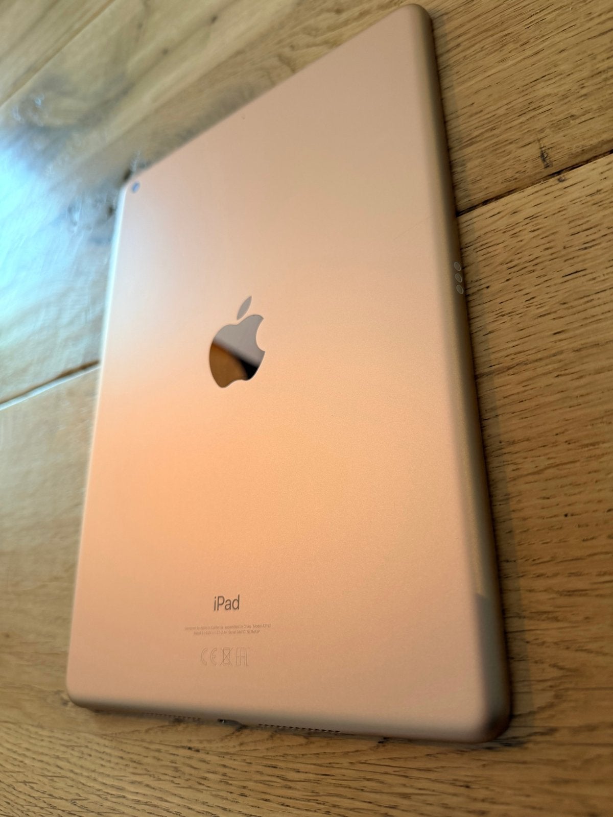 Apple iPad 7e  Roze 32GB (Model A2197) -, Computers en Software, Apple iPads, 10 inch, Rose Goud, Gebruikt, 32 GB