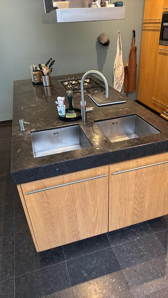 Keuken eiland met toebehoren, Huis en Inrichting, Keuken | Complete keukens, Ophalen, Gebruikt, Overige typen, Graniet of Steen