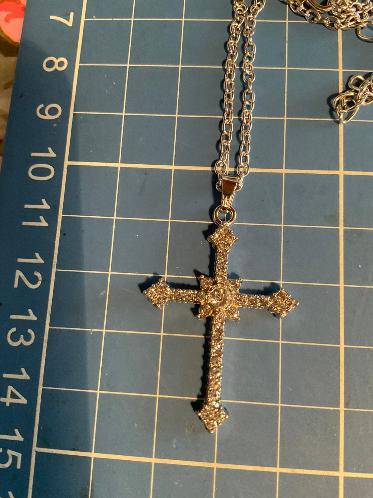 Mooi kruisje aan ketting, Ophalen of Verzenden, Nieuw, Zilver, Overige materialen