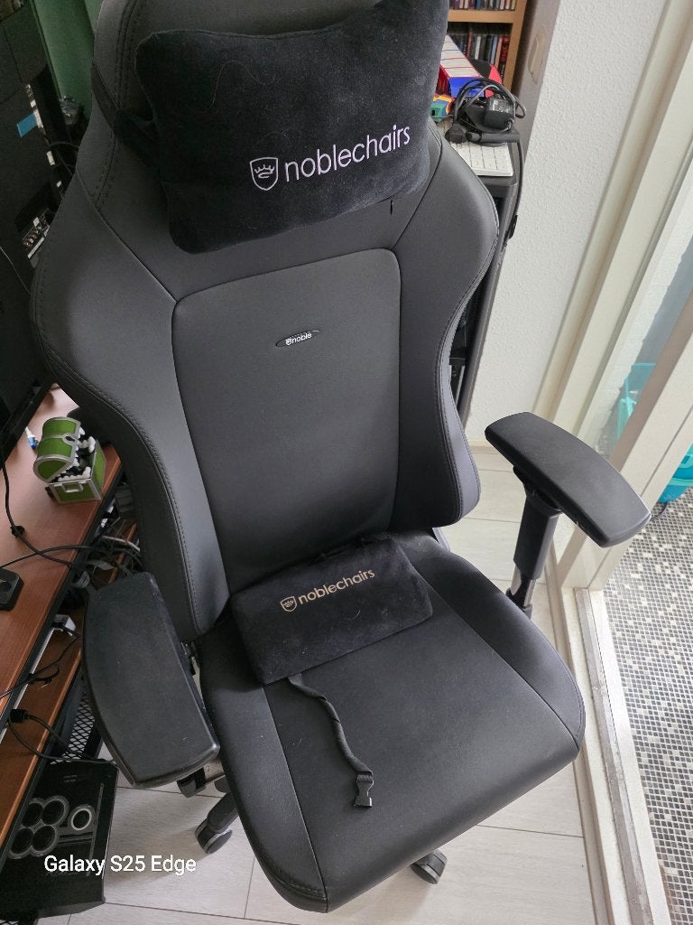 Noblechairs HERO Gaming Stoel Zwart, Zwart, Ophalen of Verzenden, Zo goed als nieuw, Gaming bureaustoel