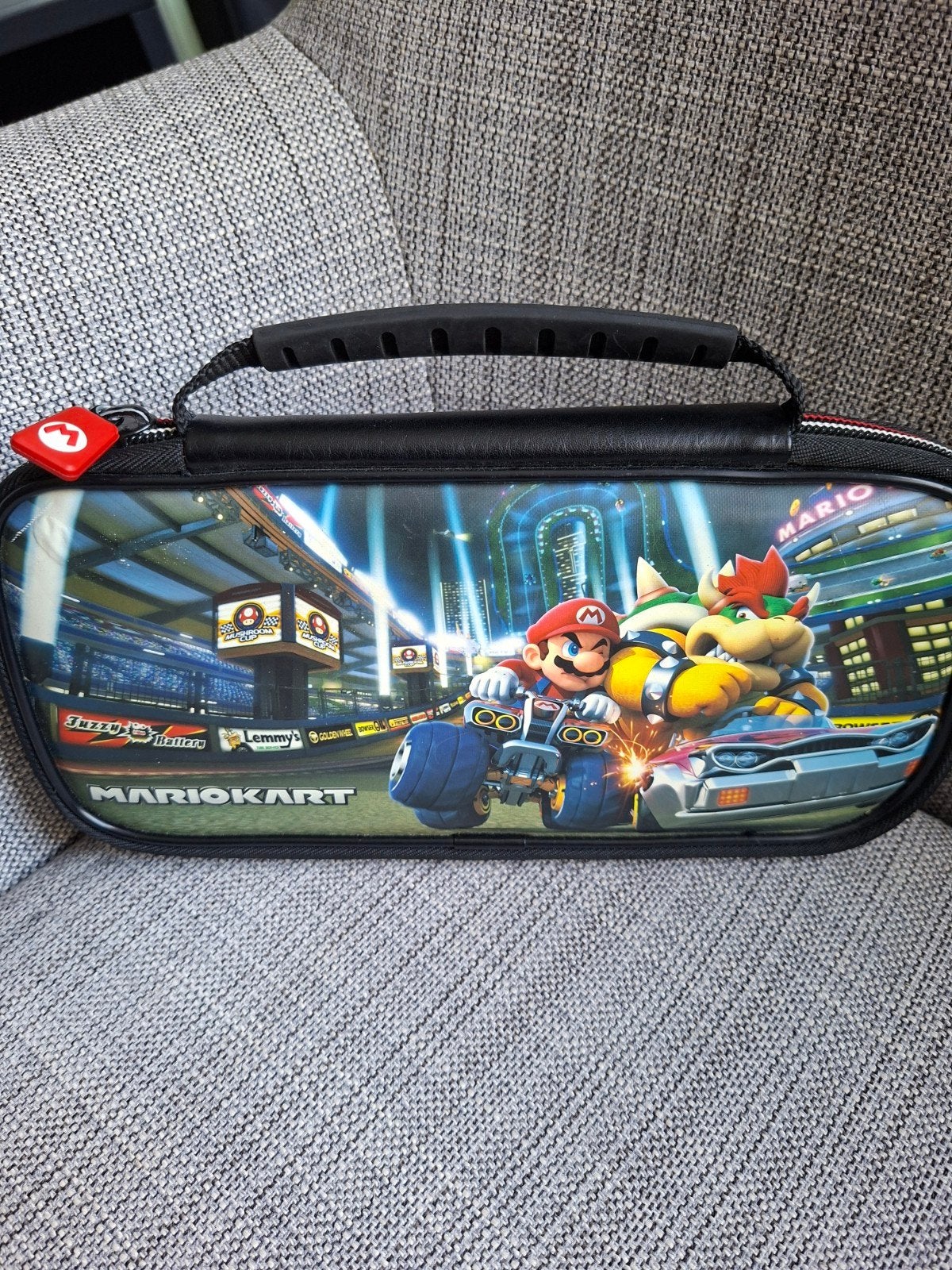 Originele Nintendo Switch Travelcase | Mario Kart uitvoering, Ophalen of Verzenden, Zo goed als nieuw, Switch, Overige controllers