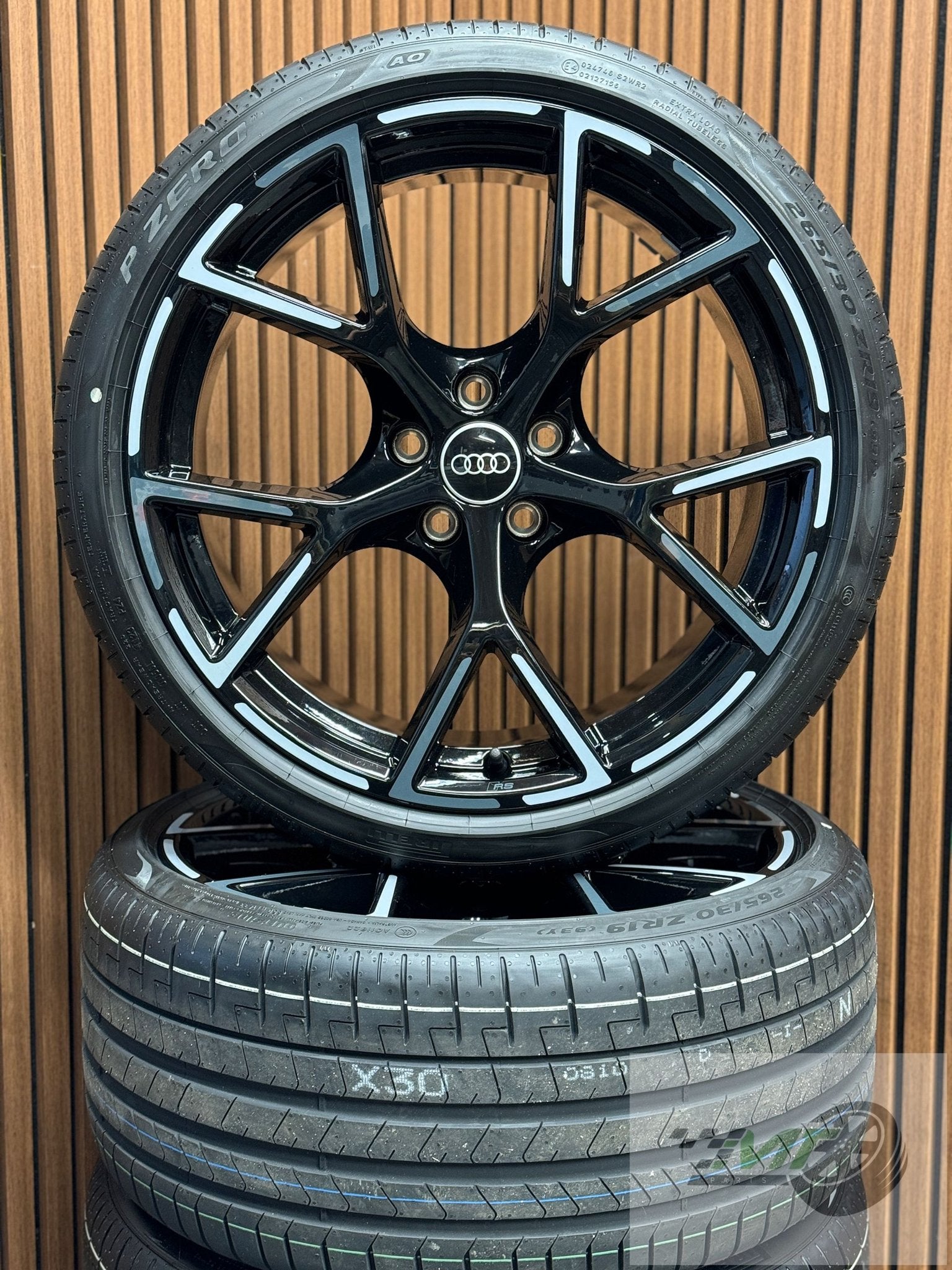 19" Audi RS3 8Y GRAPHIC 265/30 245/35 BREEDSET NEW BTW OEM, Auto-onderdelen, 19 inch, 245 mm, -, -
