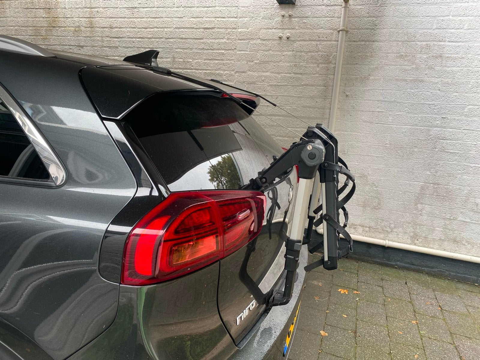Thule fietsendrager outway hanging 2, Ophalen, Zo goed als nieuw