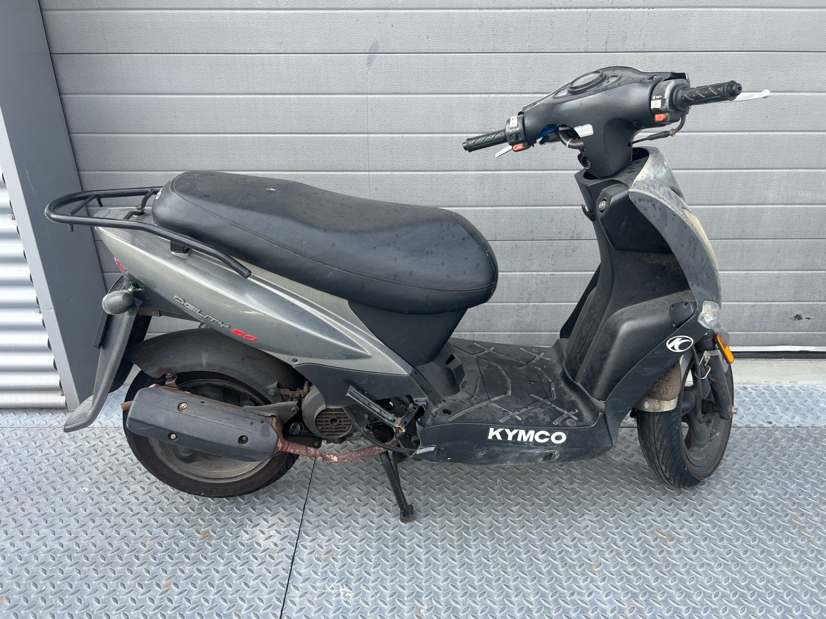 Kymco Agility 50 Snor kenteken opknapper 4 takt 50cc 12 inch, Ophalen, Opknapper, Gebruikt, Kymco