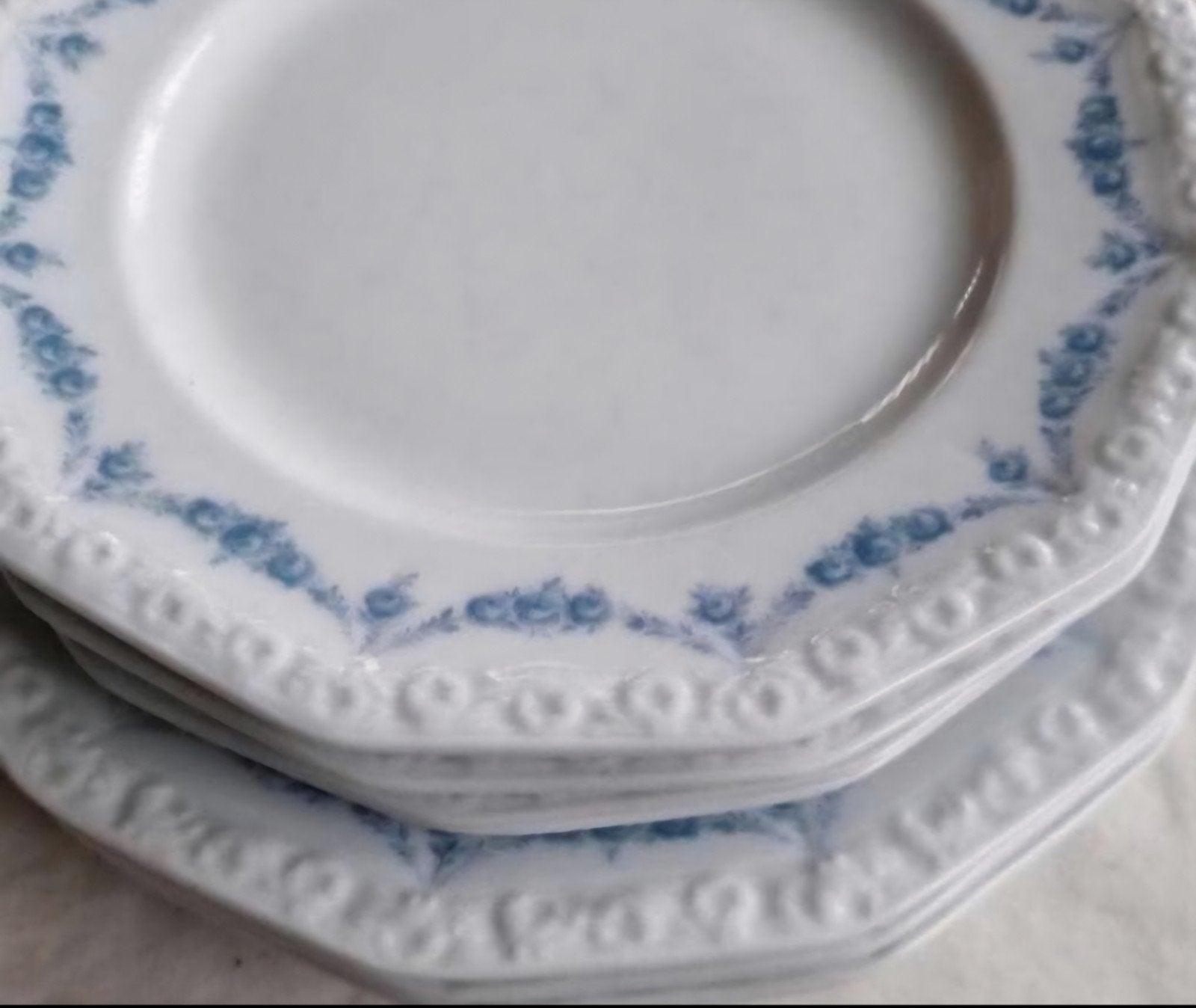 Rosenthal Classic Rose witte relief borden, Ophalen of Verzenden