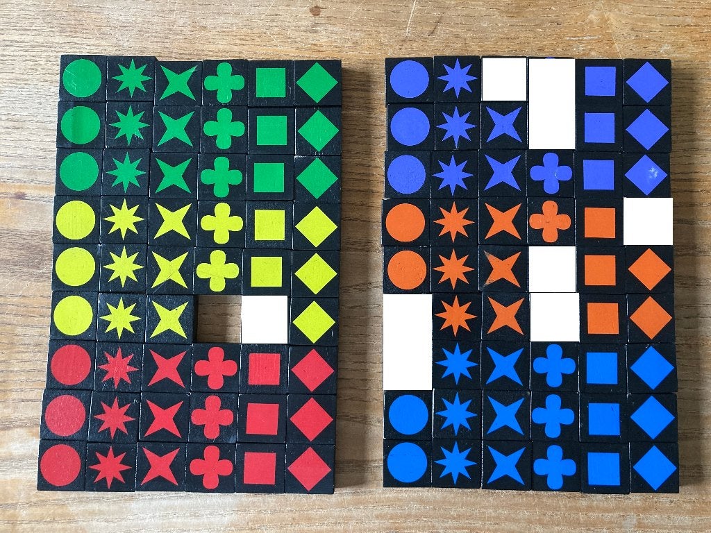 999 games - Qwirkle losse grote stenen tegels, Hobby en Vrije tijd, Gezelschapsspellen | Bordspellen, Ophalen of Verzenden, Zo goed als nieuw