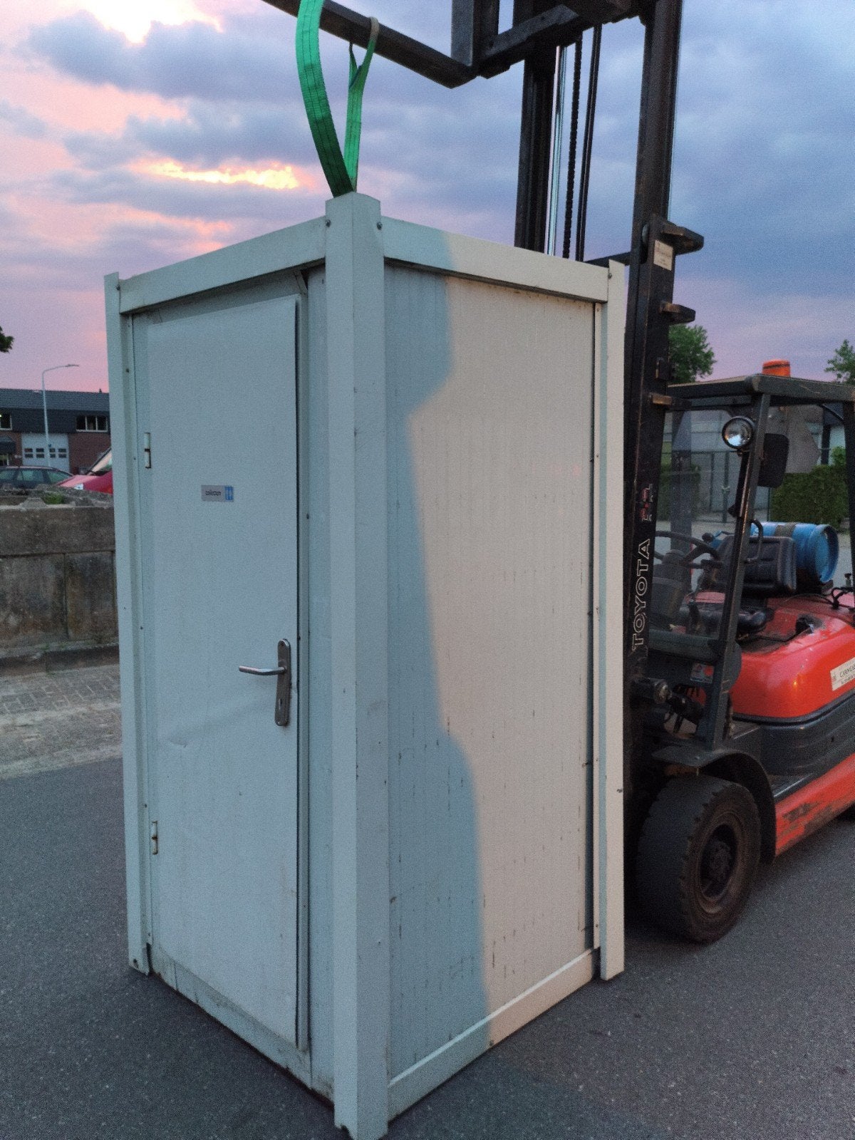 Toilet unit wc unit met stroom en water, Ophalen, Gebruikt, Kunststof, Overige typen
