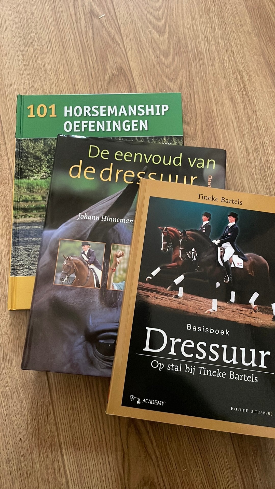 Paardenboeken, Boeken, Ophalen of Verzenden, Gelezen