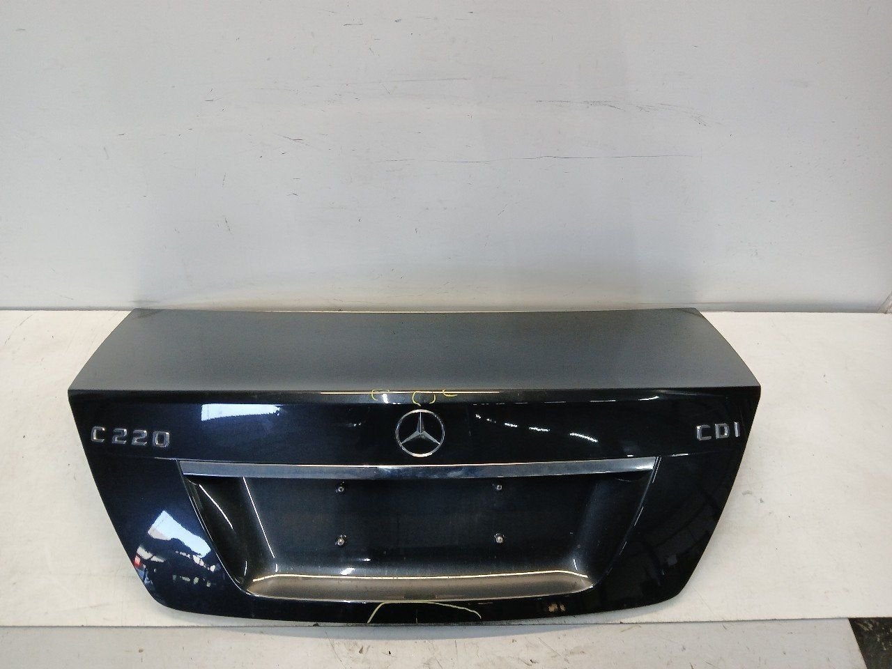 Achterklep Mercedes-Benz C-Klasse, Onderdelen@venauto.nl, Van der Ven Autorecycling B.V., Gebruikt, Ettenseweg 76, 4706 PB Roosendaal, The Netherlands