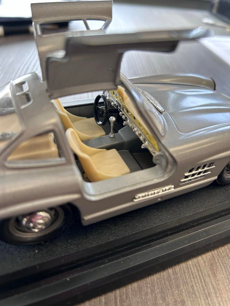 Miniatuur Mercedes-Benz 300 SL (1954) - Bburago Cod. 1530, Ophalen of Verzenden, Zo goed als nieuw, Auto, Bburago