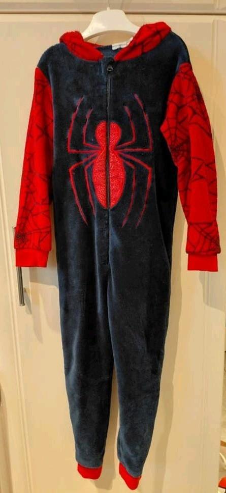 Spiderman onesie maat 122/128, Nacht- of Onderkleding, Gebruikt, Ophalen of Verzenden, Marvel