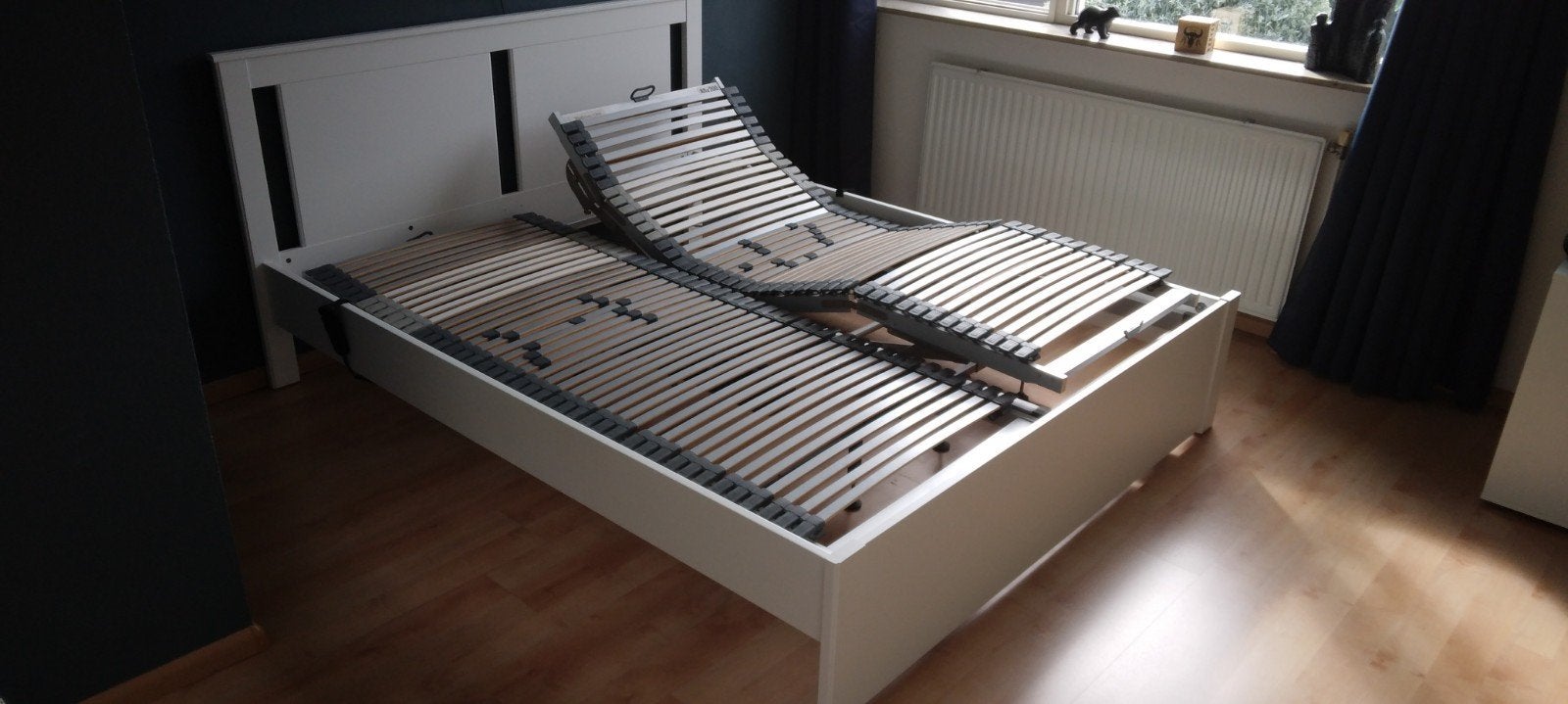 IKEA Songesand wit bedframe 160x200, Ophalen, Overige materialen, Verstelbaar, Wit