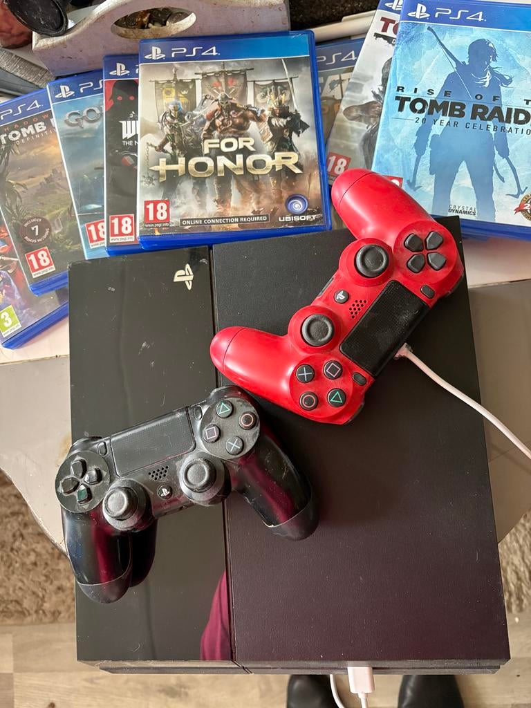 PlayStation 4 met 2 controllers en 9 games, Ophalen of Verzenden, Zo goed als nieuw