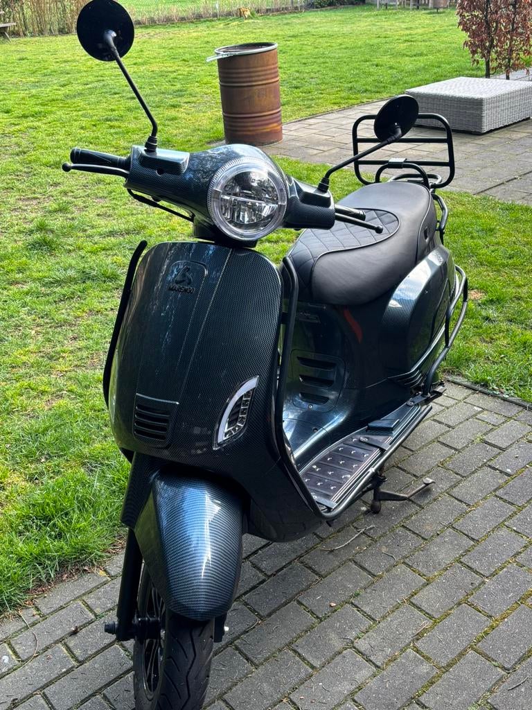 scooter, Ophalen, Maximaal 45 km/u, 49 cc, Zo goed als nieuw