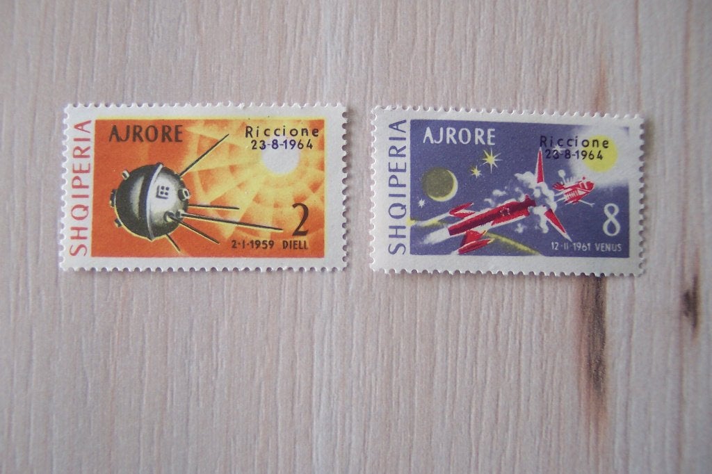 Ruimtevaart Albanië / Shqiperia, postfris met opdruk. (104)., Ophalen of Verzenden, Postfris, Overige thema's