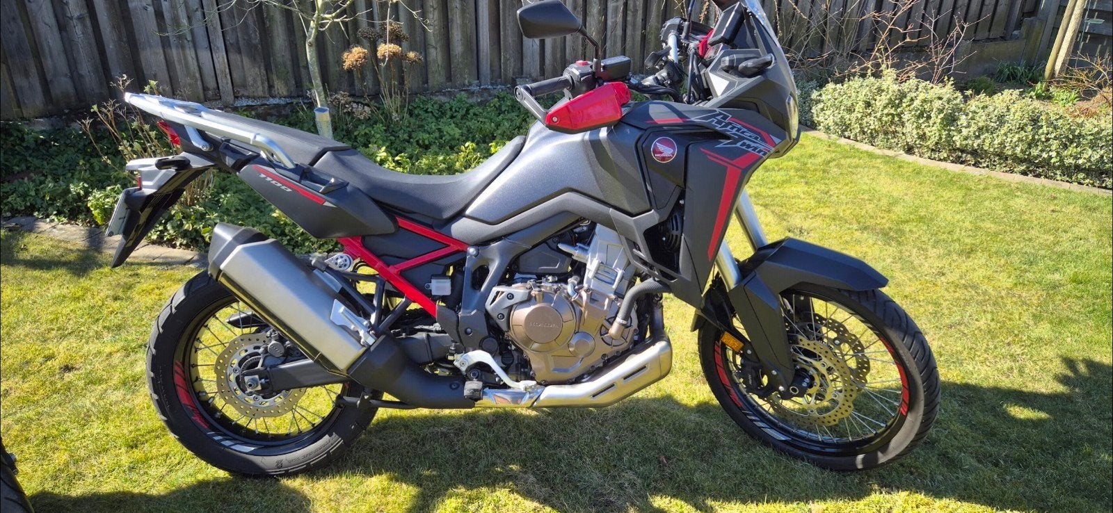 Africa twin 1100 2020, Ophalen