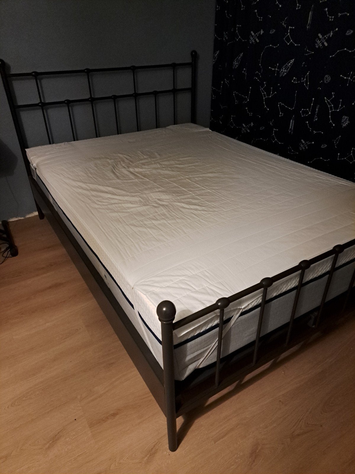 Bedombouw 140x200 cm - Exclusief matras en lattenbodem, Ophalen, Gebruikt, Zwart, Tweepersoons