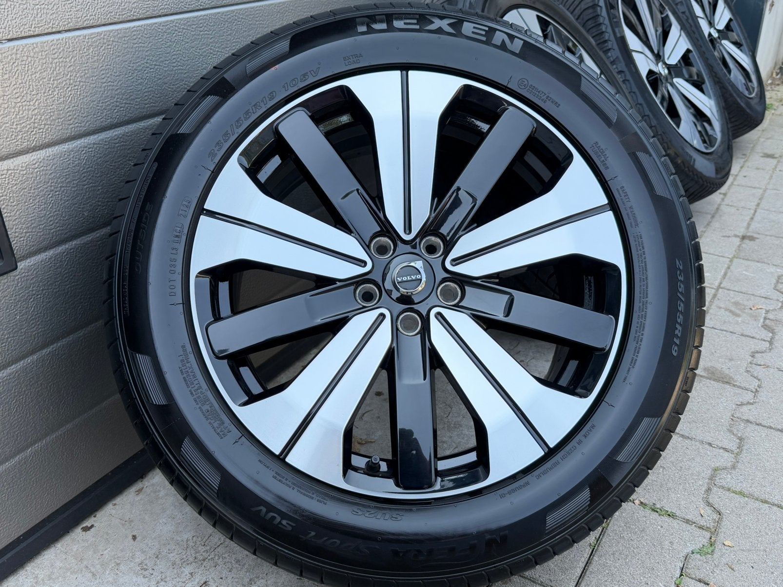 19” INCH VOLVO XC60 Origineel Zomerset 5x108 Schadevrij, 19 inch, Banden en Velgen, Ophalen of Verzenden, 235 mm