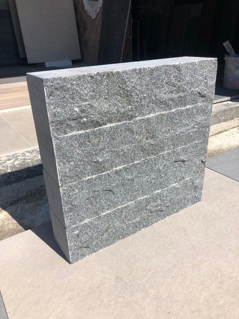 kleurvaste natuursteen stapelblokken 12x12x50 graniet