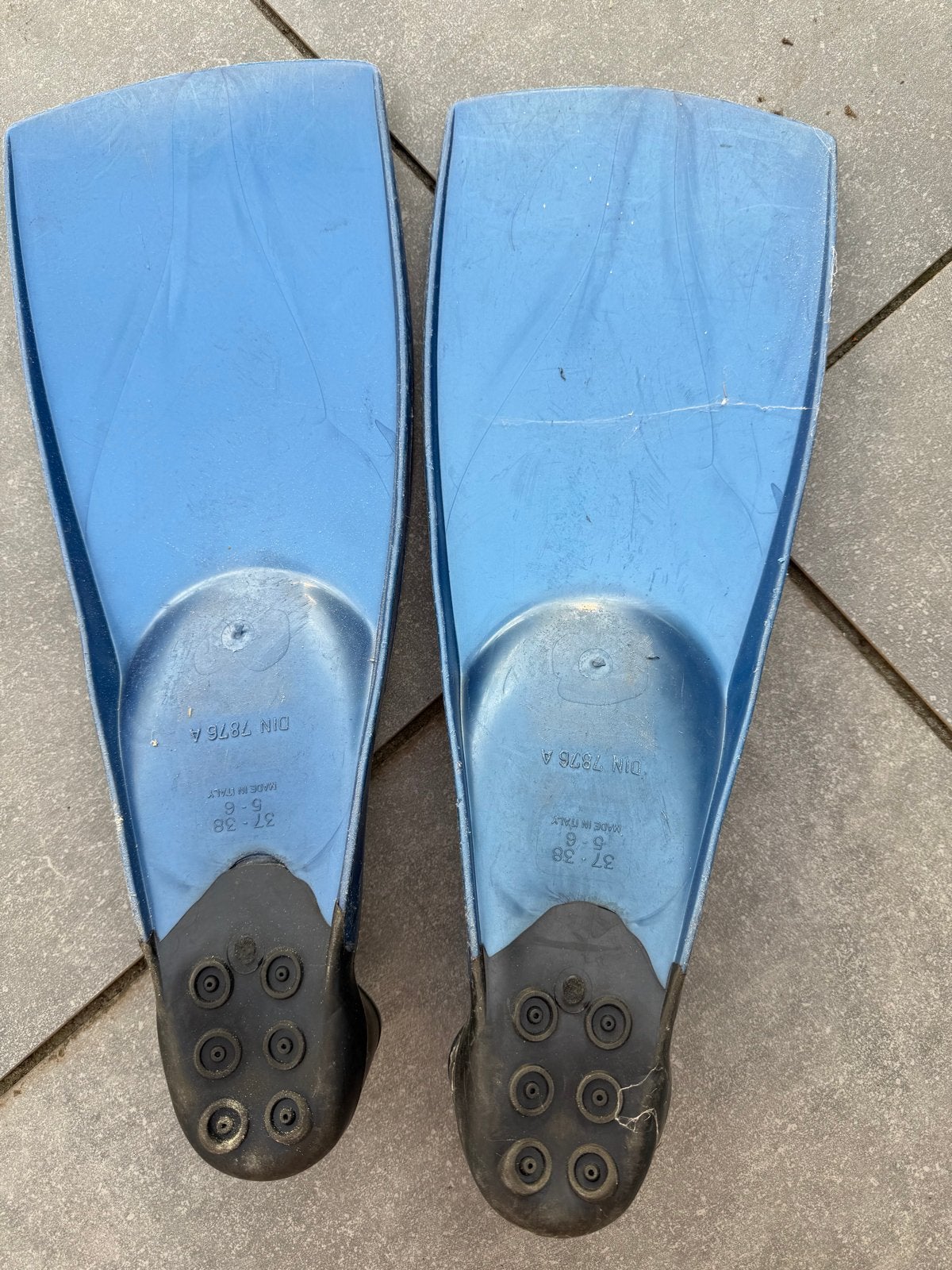 Flippers zwemvliezen maat 37/38 en 44/45, Ophalen of Verzenden, Gebruikt, Zwem- of Duikvliezen