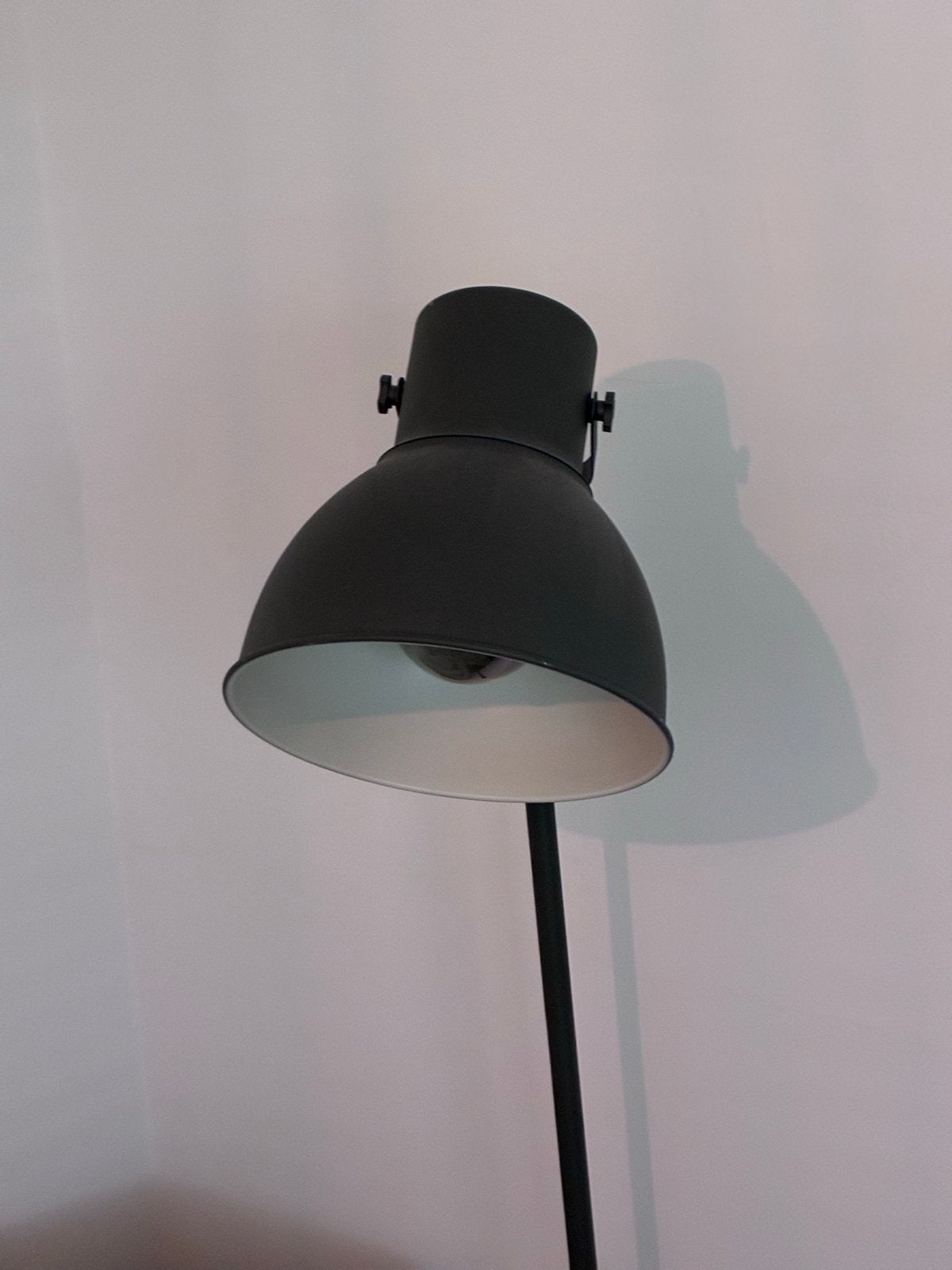IKEA Staande Lamp Antraciet - Modern Design, Ophalen, Gebruikt, E27 (groot), Metaal