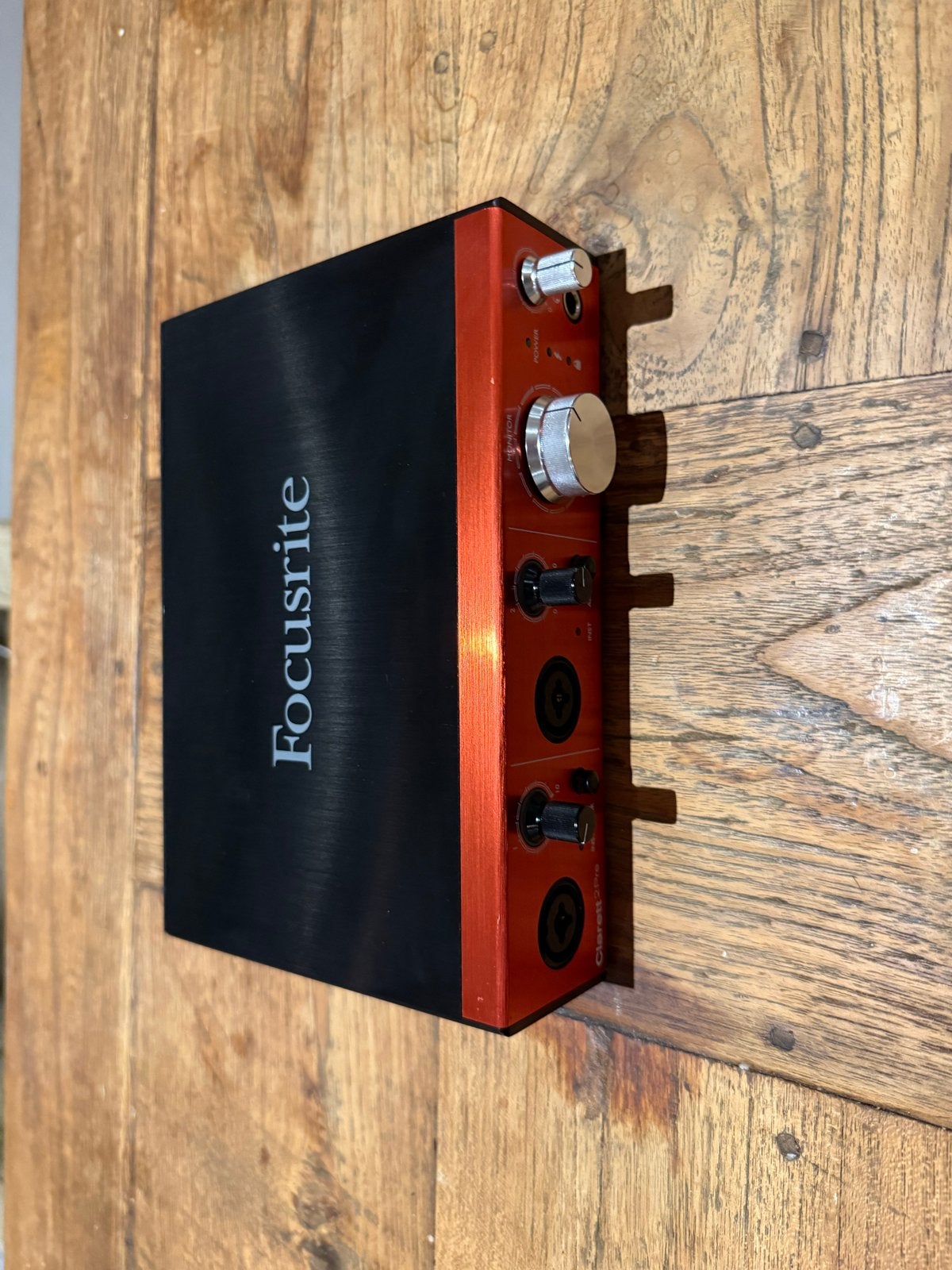 Focusrite Clarett 2Pre USB Audio Interface, Ophalen of Verzenden, Zo goed als nieuw, Minder dan 5 kanalen, Microfooningang
