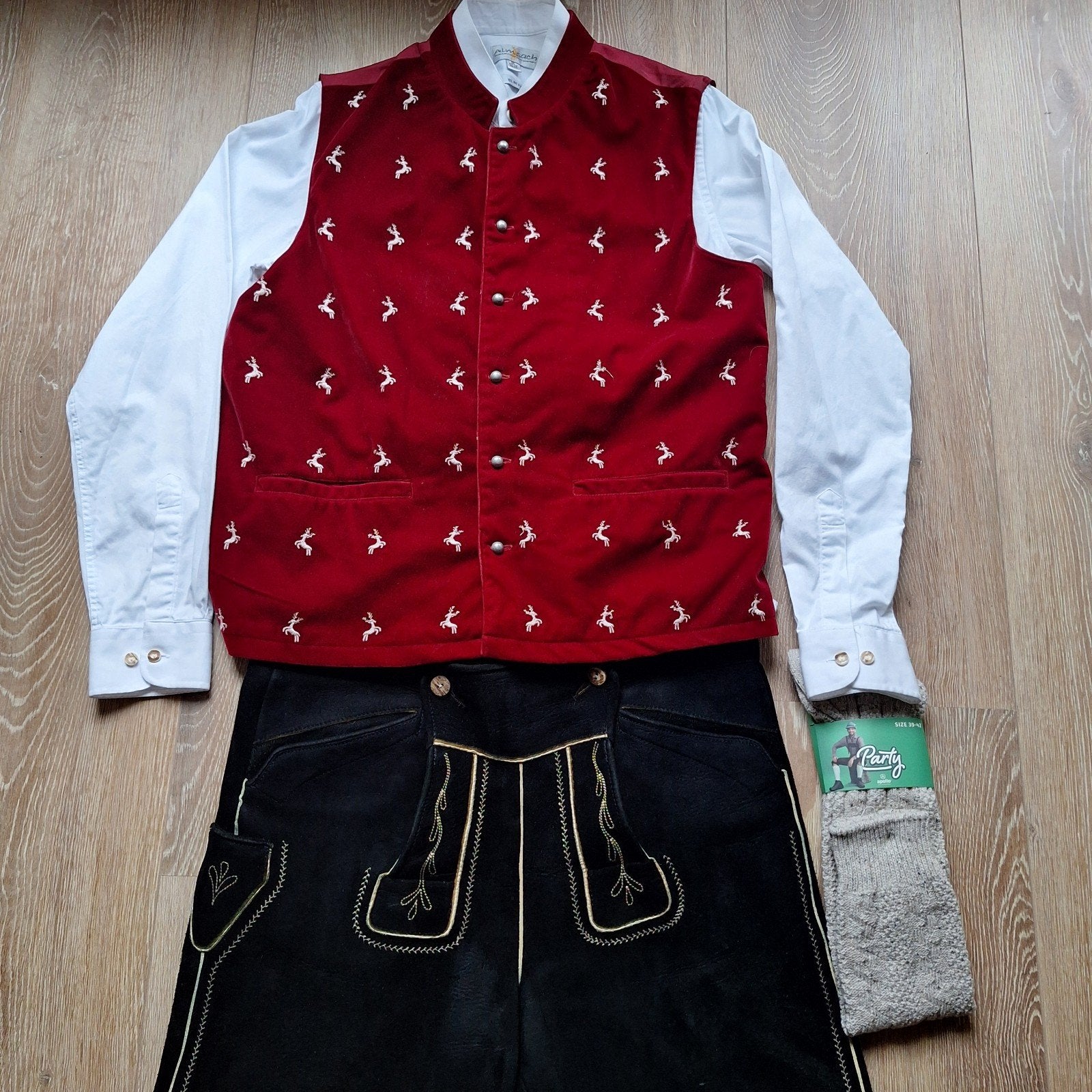 Trachten lederhose 48 gilet overhemd kousen oktoberfeest, Ophalen of Verzenden, Gedragen, Maat 48/50 (M), Overige thema's