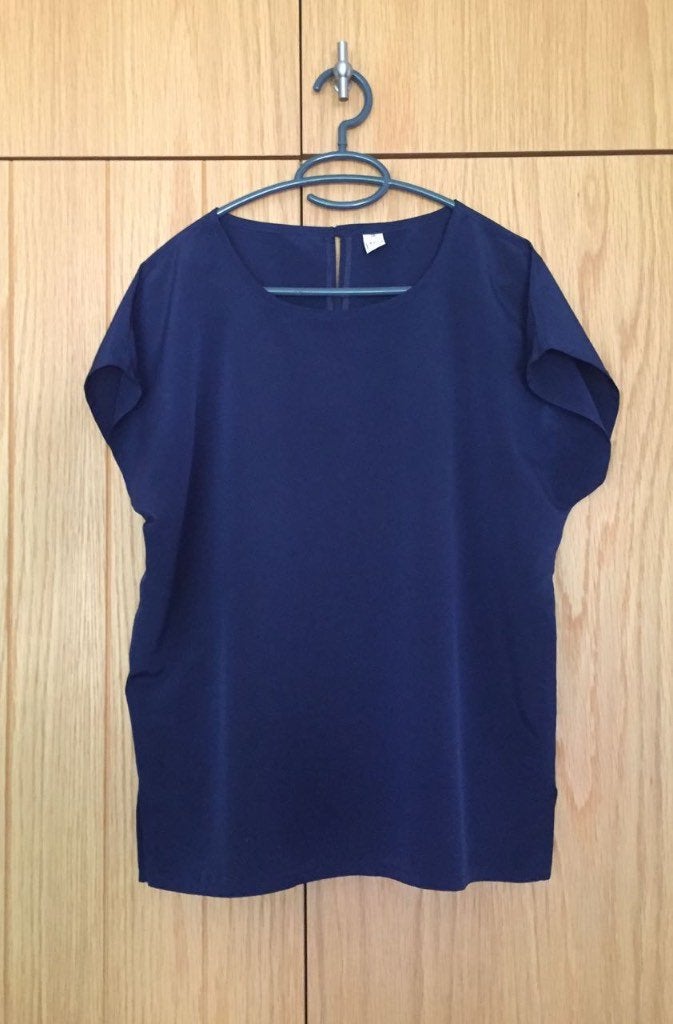 ZGAN: oversized blauw topje, valt mooi soepel; maat 38, Maat 38/40 (M), Ophalen of Verzenden, Zo goed als nieuw, Korte mouw