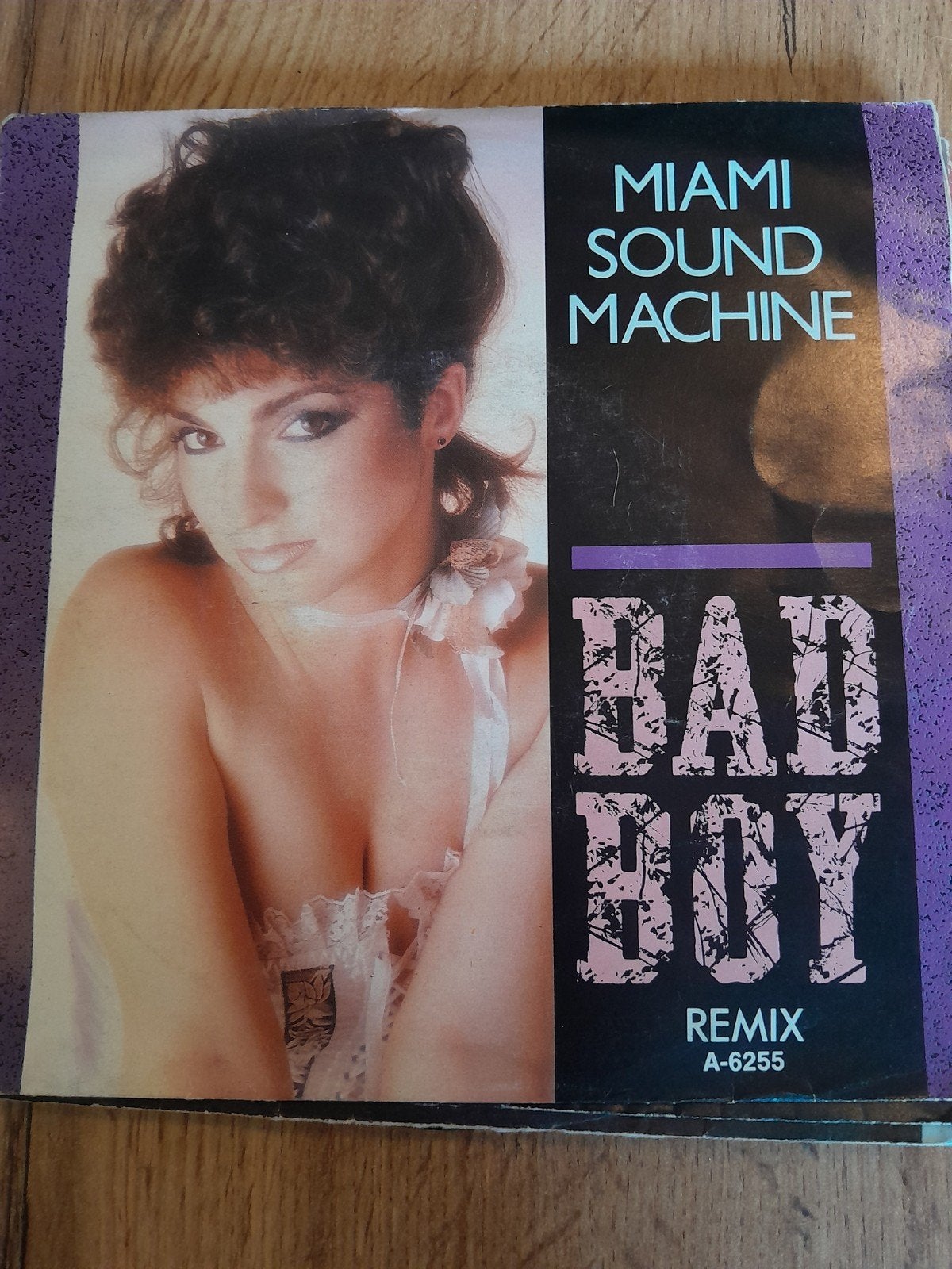 miami sound machine 7inch bad boy, Ophalen of Verzenden, Zo goed als nieuw, Pop