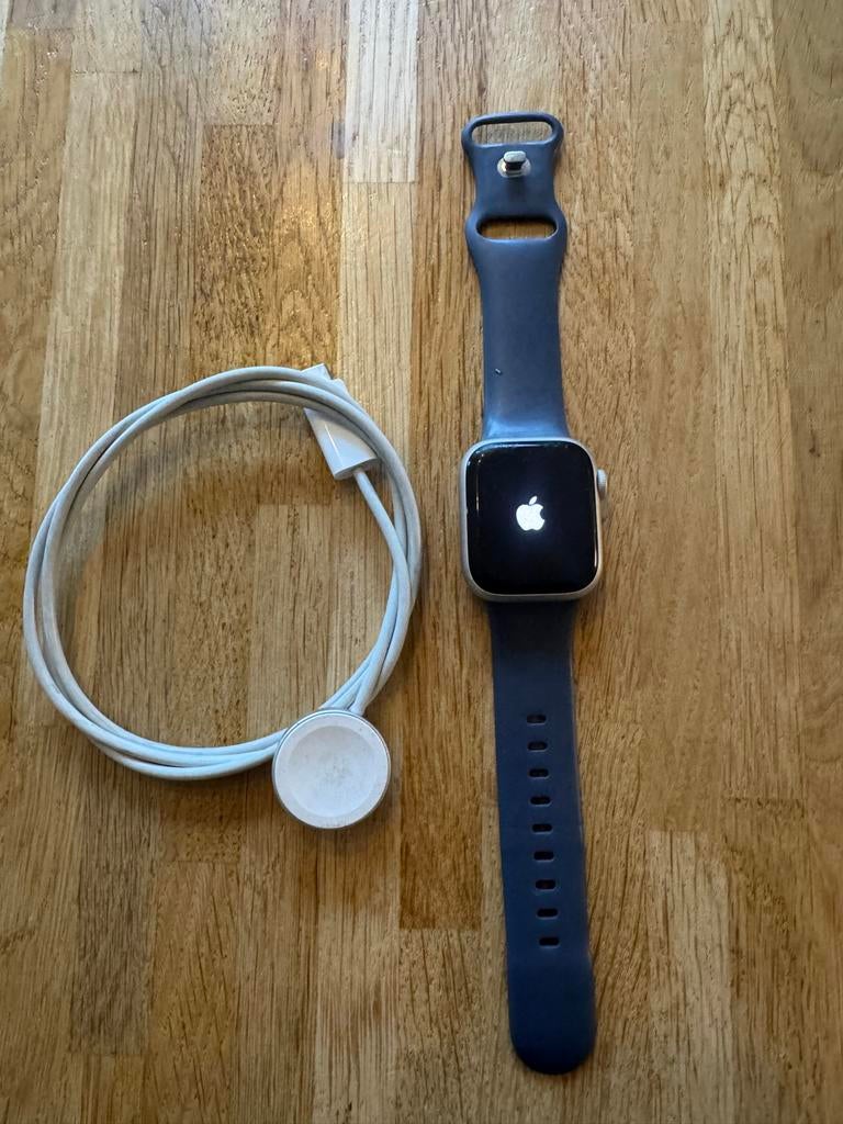Apple Watch Series 8, Sieraden, Tassen en Uiterlijk, Smartwatches, Gebruikt, IOS, Ophalen of Verzenden, GPS