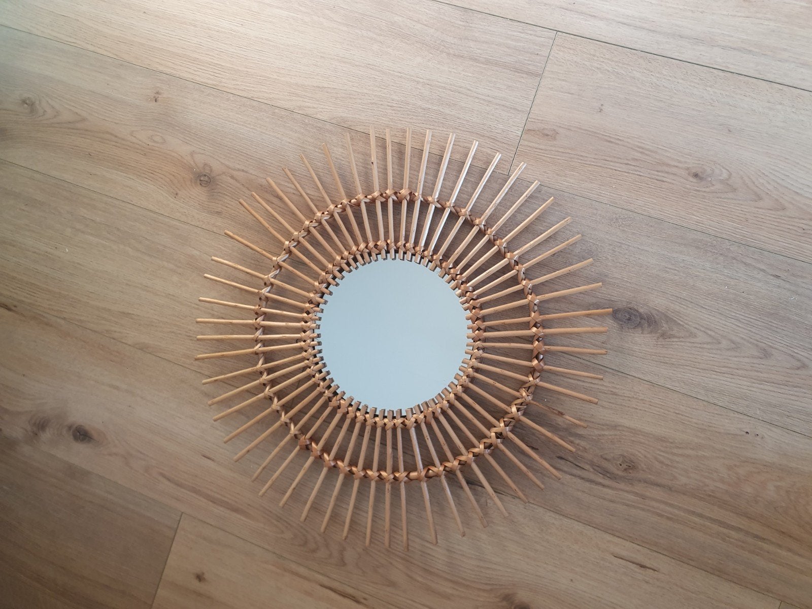 Spiegel riet/bamboe, Ophalen, Minder dan 50 cm, Rond, Zo goed als nieuw
