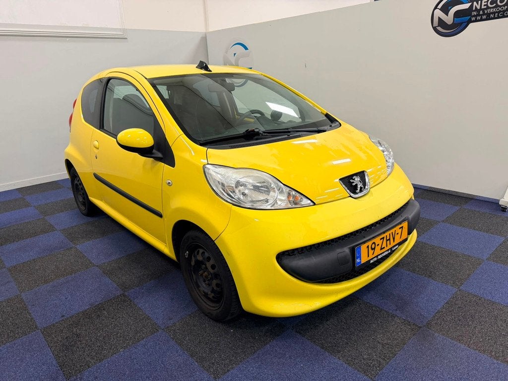 Peugeot 107 1.0-12V XR / WEG=WEG / RIJDT SCHAKELT GOED / ING, Voorwielaandrijving, Airbags, Gebruikt, 765 kg