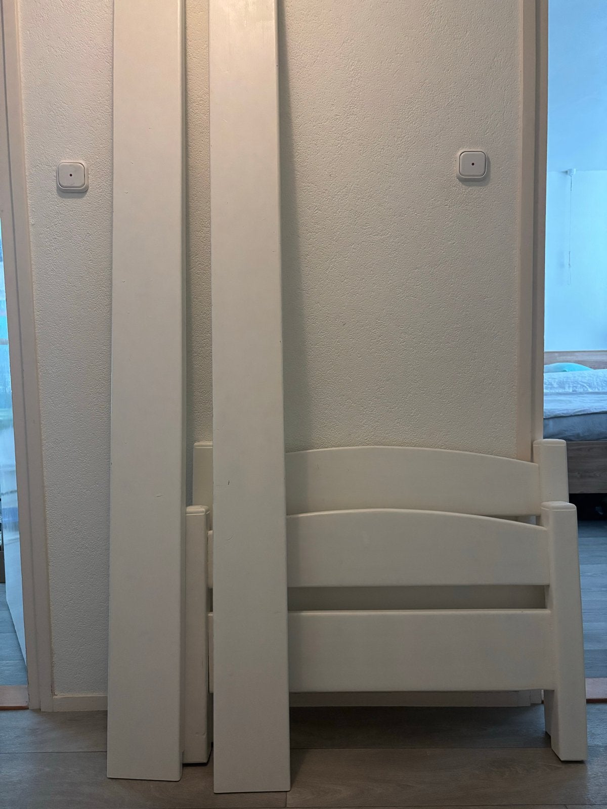 Wit eenpersoonsbed met lattenbodem, Ophalen, Gebruikt, 90 cm, Eenpersoons